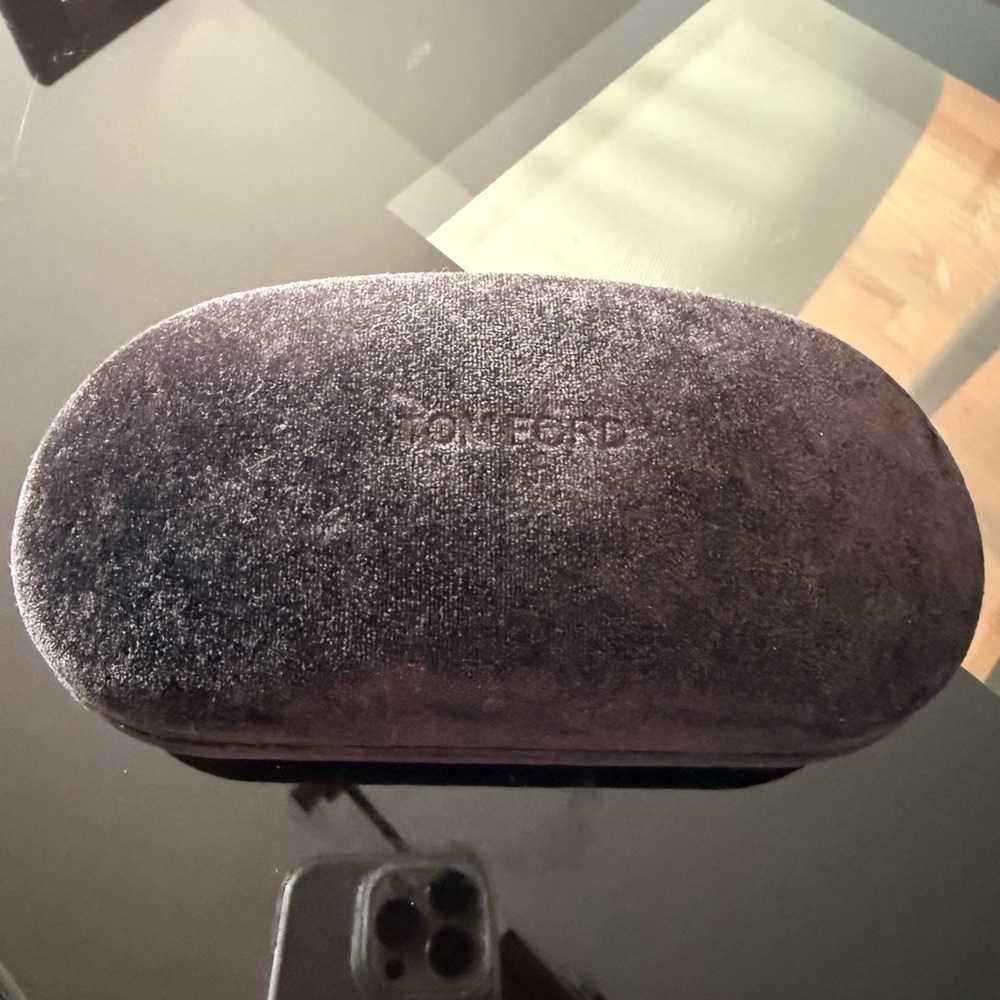 Tom Ford Plush Black sunglasses/Eyeglass Case and box